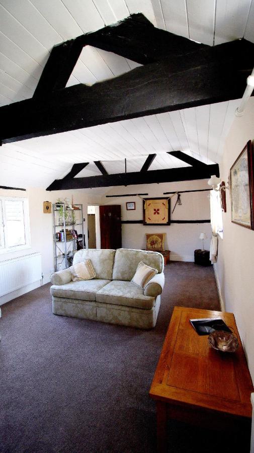 Bed and Breakfast The White Lion At Wicken Milton Keynes Exteriér fotografie